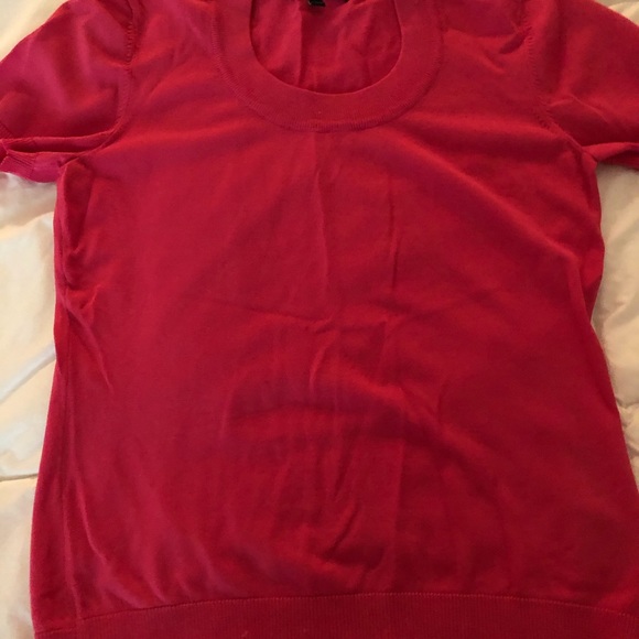 Fuschia top - Picture 5 of 7